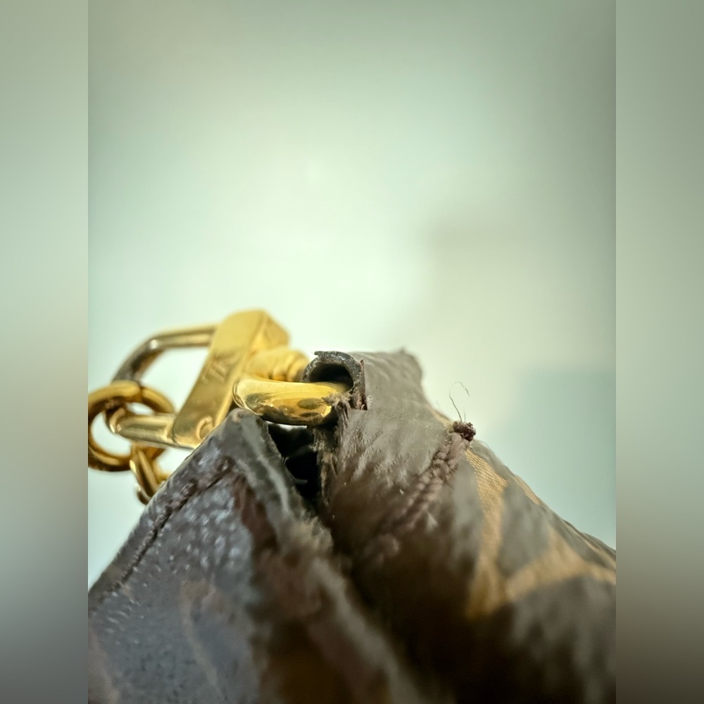 Louis Vuitton small pochette from MPA - Picture 11 of 16